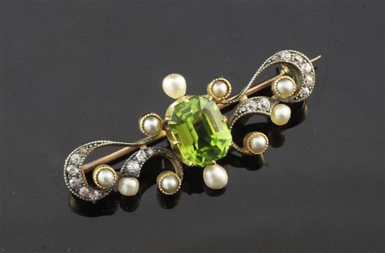 A late Victorian gold, peridot, diamond and split pearl set bar brooch, 1.5in.